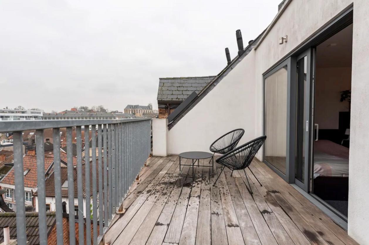 New Apartment With Big Terrace And Great Views! Leuven Bagian luar foto